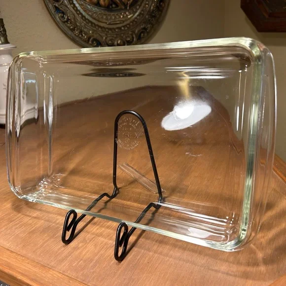 Vintage PYREX 232 Clear Glass 11-3/4”×7-1/2”×1-3/4” Casserole Baking Dish 2 Qt. - Picture 2 of 6